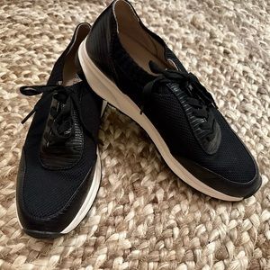 Naturalizer city sneakers - only worn 2 times- Faux Alligator details